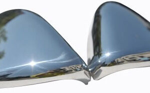 Omtec ΚΑΠΑΚΙΑ ΚΑΘΡΕΠΤΩΝ ΓΙΑ VW GOLF 6 3/5D/SW 2010-2013/ VW TOURAN MPV 2010+ ΧΡΩΜΙΟΥ 2 ΤΕΜ. ΜΕΤΑΛΛΙΚΑ