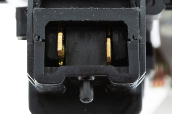 NTY ΗΛΕΚΤΡΟΜΑΓΝΗΤΙΚΗ ΚΛΕΙΔΑΡΙΑ ΓΙΑ DACIA DUSTER 2009+ 2PINS ΕΜΠΡΟΣ ΑΡΙΣΤΕΡΑ orig.805038137R - Image 4