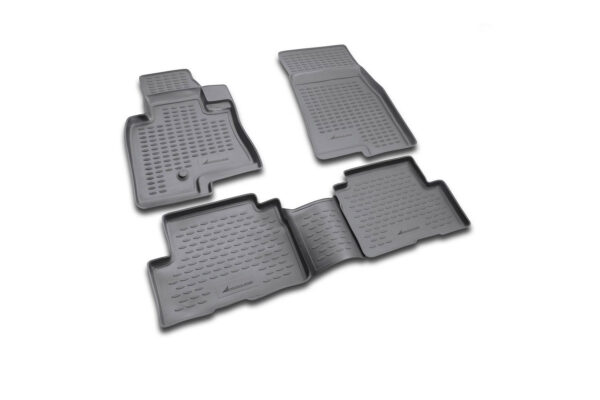 Novline ΜΑΡΚΕ ΠΑΤΑΚΙΑ ΣΕ ΣΚΑΦΗ TPE ΛΑΣΤΙΧΟ ΓΙΑ MITSUBISHI PAJERO III 5D 1999-2006  ΣΕ ΜΑΥΡΟ ΧΡΩΜΑ NOVLINE - 4 ΤΕΜ.