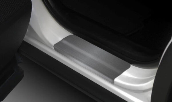 Rival TOYOTA RAV4 2013+ ΜΑΡΣΠΙΕ ΕΣΩΤΕΡΙΚΑ ΧΡΩΜΙΟ ΑΥΤΟΚΟΛΛΗΤΑ 4ΤΕΜ. - Image 3