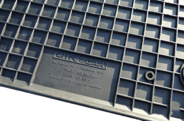 Cik ΜΑΡΚΕ ΠΑΤΑΚΙΑ ΣΕ ΣΚΑΦΗ ΛΑΣΤΙΧΟ ΓΙΑ SEAT IBIZA 2008-2017 / IBIZA FACELIFT 2013-2017 / VW POLO 6R 2009-2017 / SKODA FABIA 2015-2021 ΣΕ ΜΑΥΡΟ ΧΡΩΜΑ ΜΕ ΚΟΥΜΠΩΜΑΤΑ CIK - 4 ΤΕΜ. - Image 3